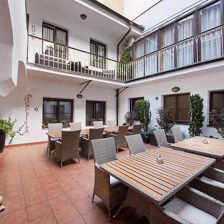Old Prague House Bed & Breakfast Exterior photo