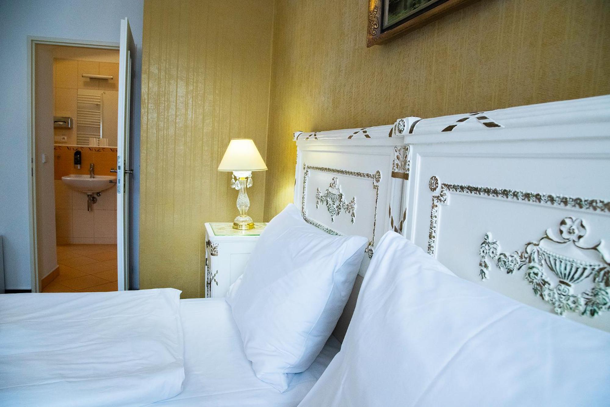 Old Prague House Bed & Breakfast Exterior photo