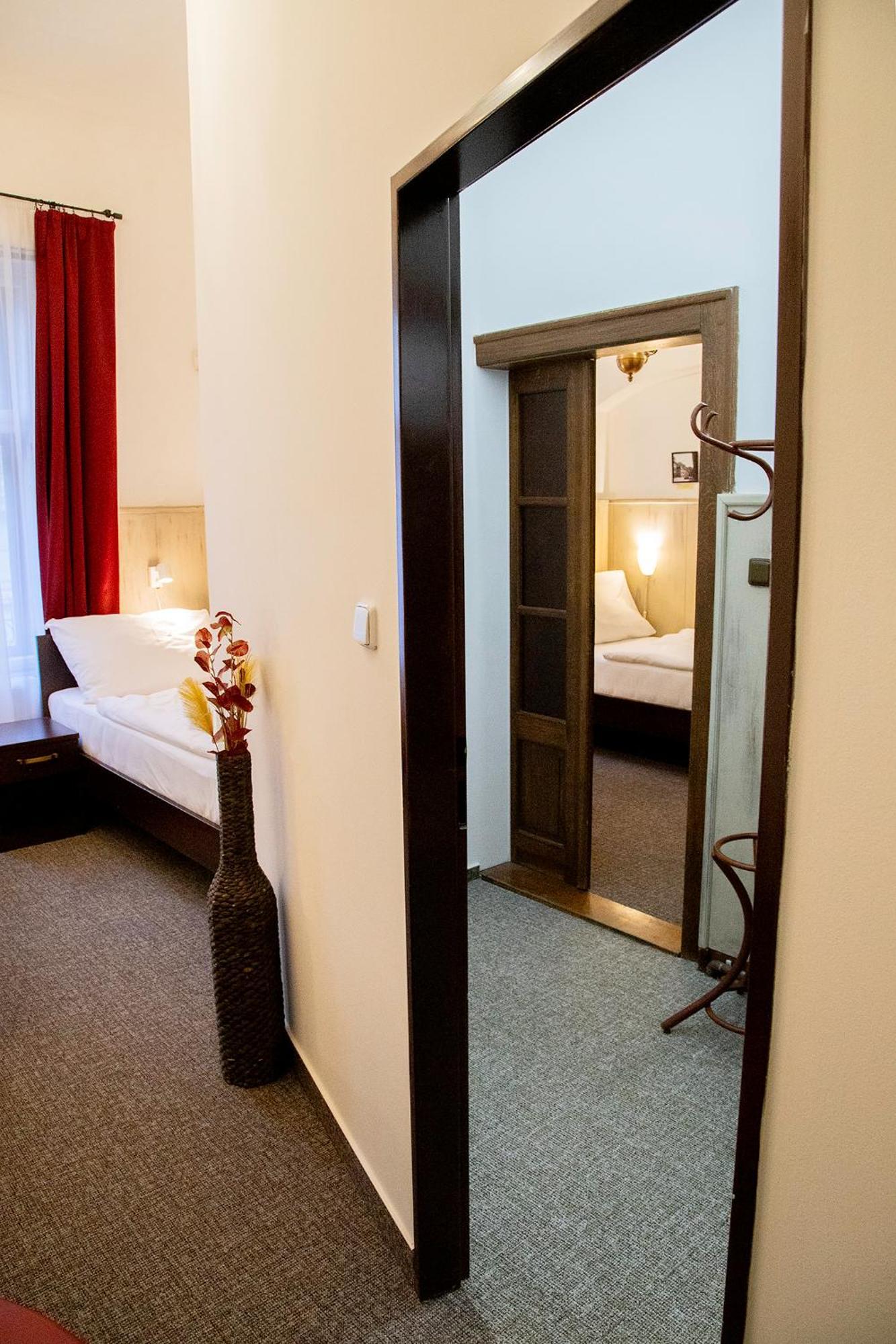 Old Prague House Bed & Breakfast Exterior photo