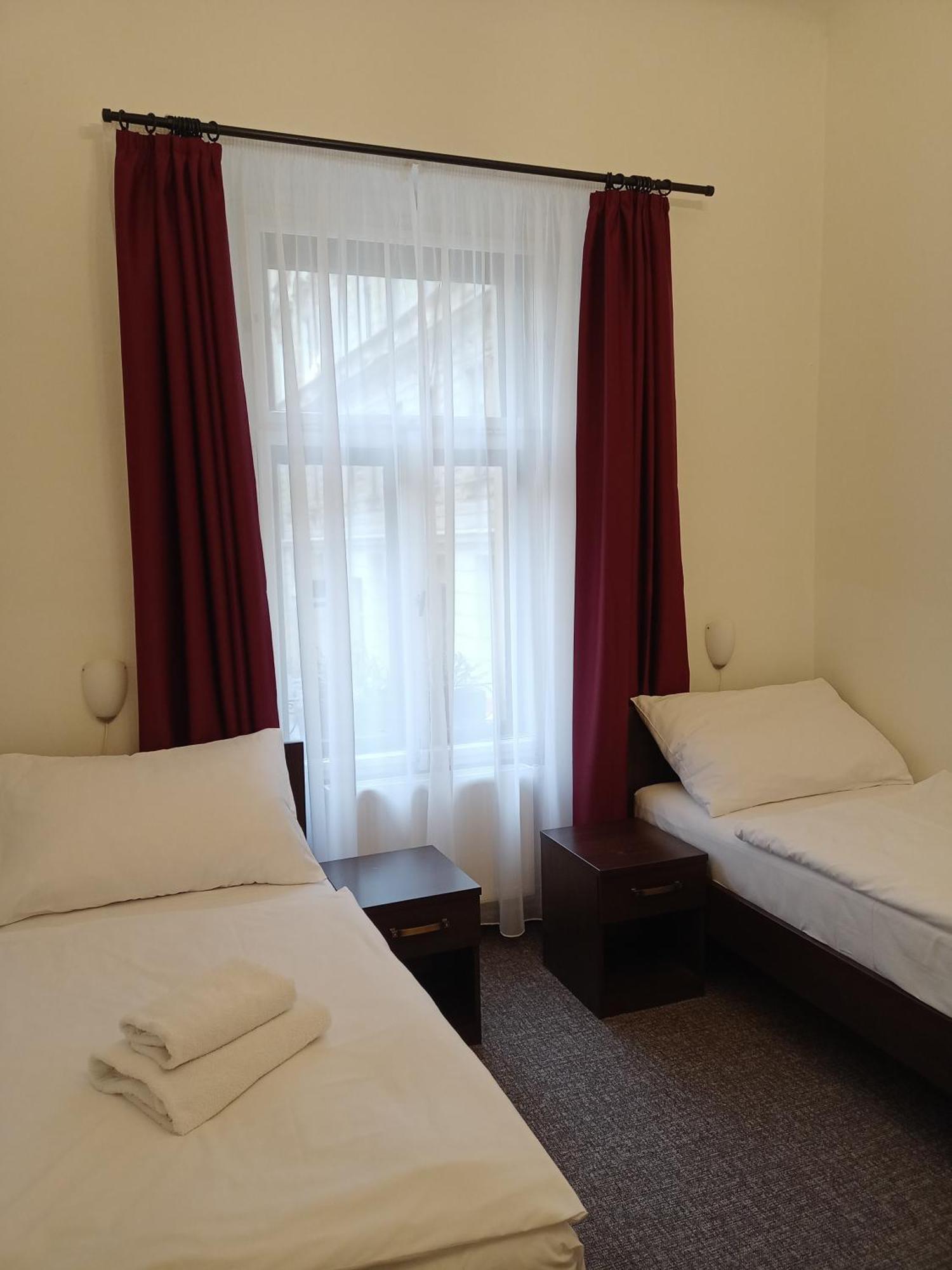 Old Prague House Bed & Breakfast Room photo
